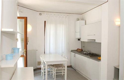 Residence Alba Colombare Di Sirmione Экстерьер фото
